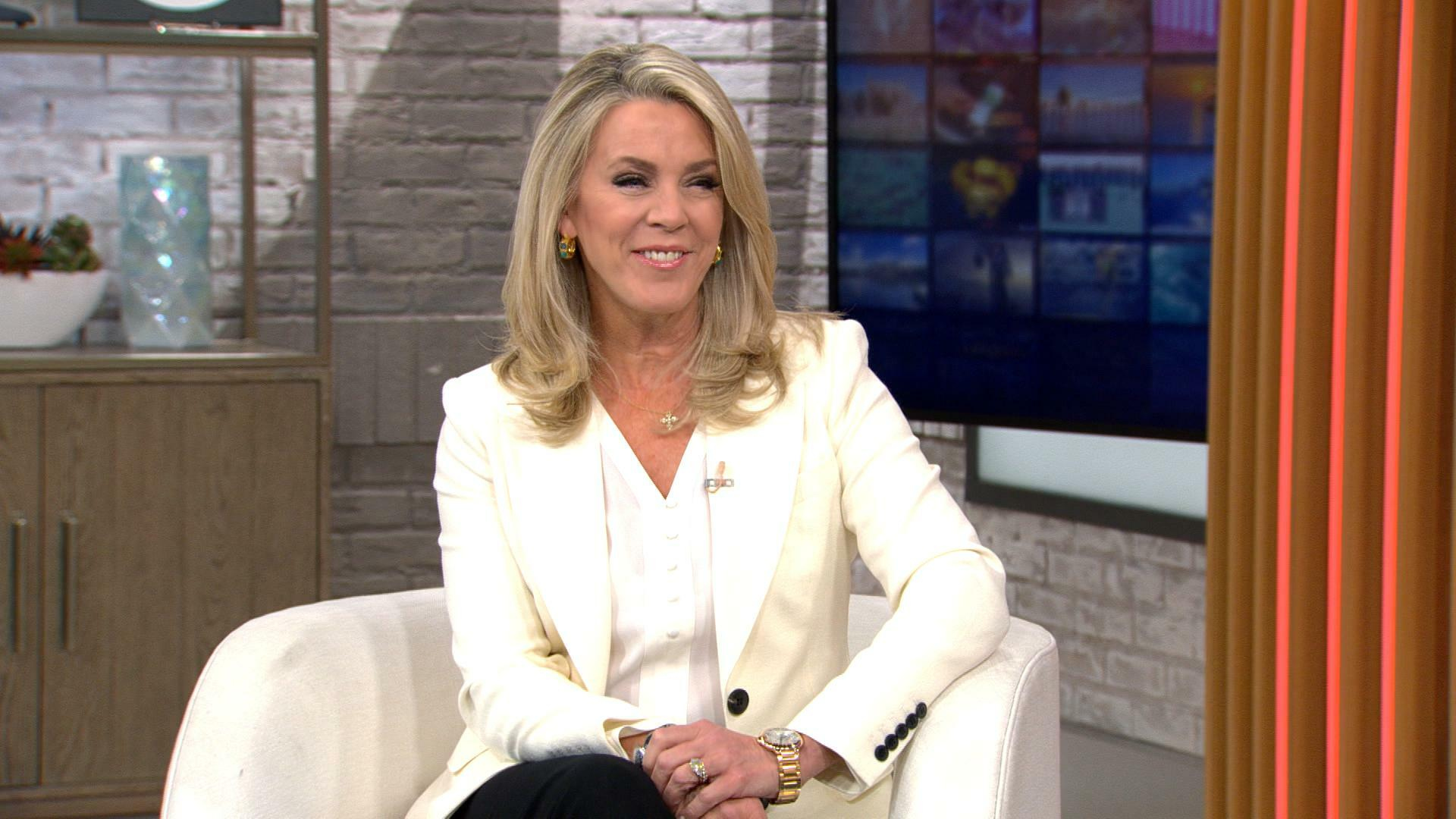 Watch CBS Mornings: Deborah Norville on "Inside Edition" anniversary - Who's Taking Over For Deborah Norville On Inside Edition? Meet Her Replacement