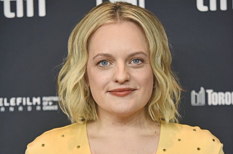 Is Elisabeth Moss Pregnant? The Handmaid’s Tale Star’s Private Life