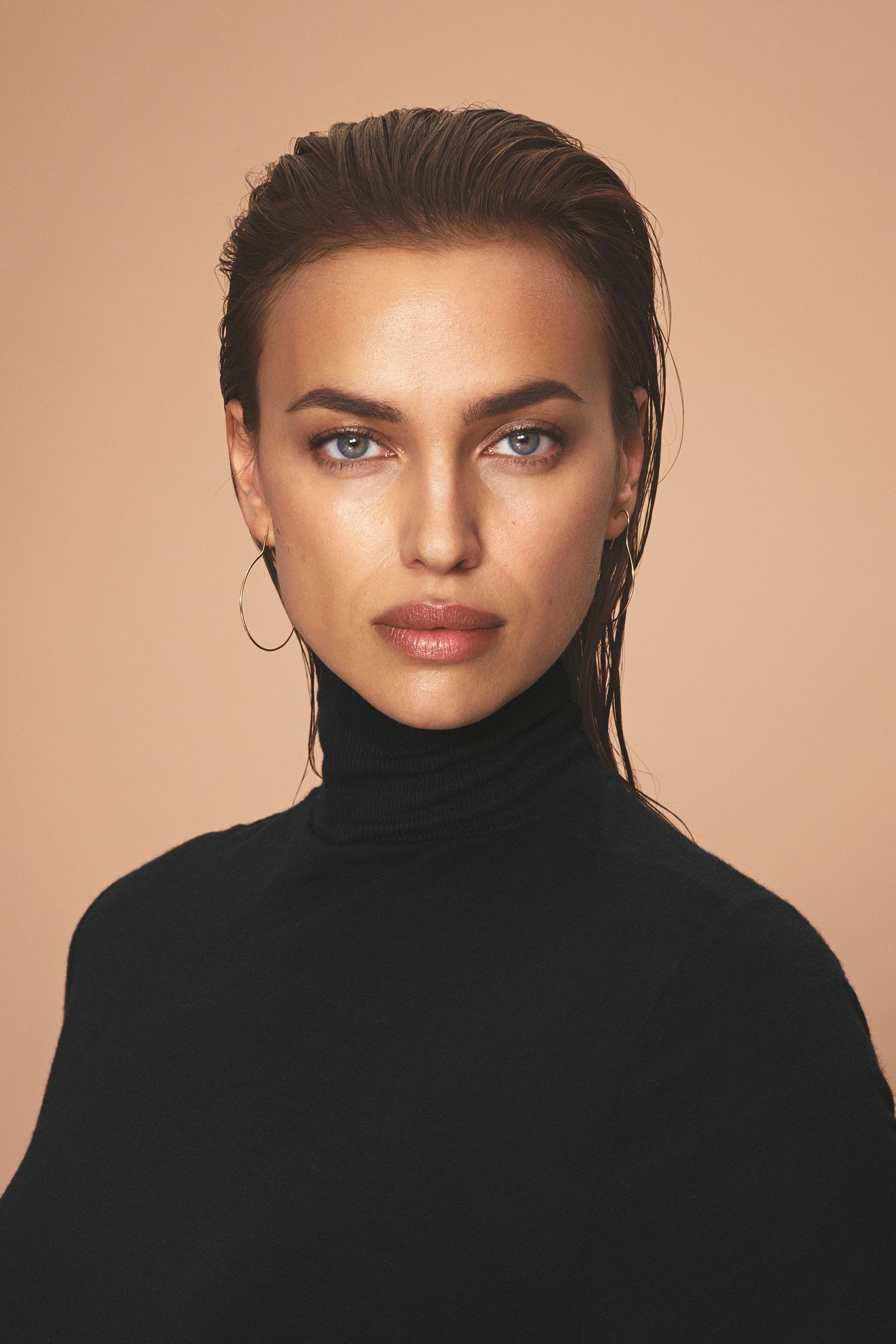 What is Irina Shayk's secret to feeling sexy? | Vogue France - Irina Shayk’s Best Runway and Red Carpet Moments