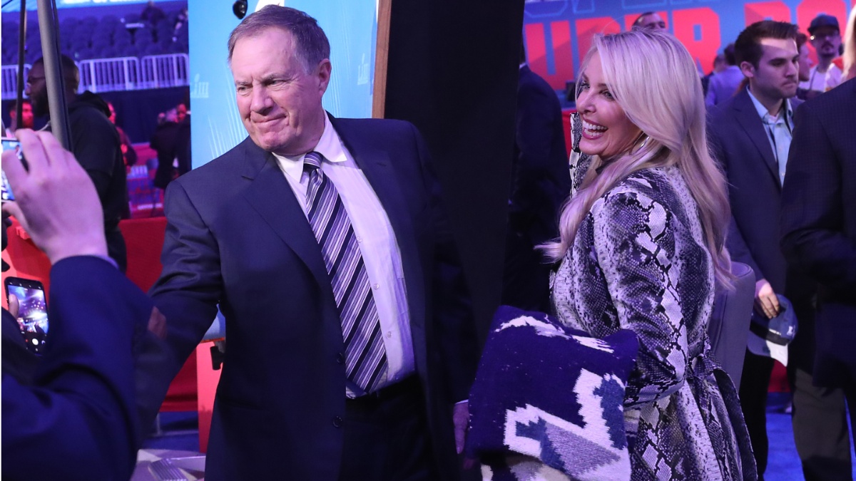 Who is Bill Belichick's Ex-Girlfriend? Linda Holliday's Job - How Old Is Linda Holliday? Bill Belichick's Ex's Age Revealed