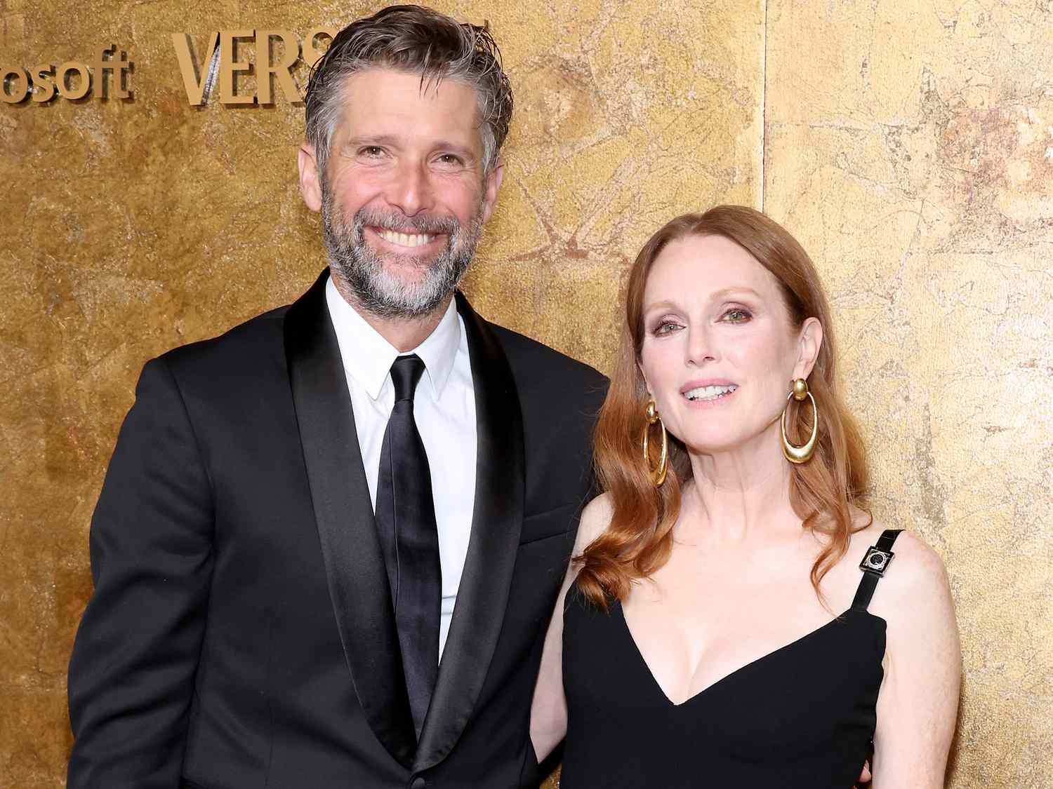 Who Is Julianne Moore's Husband? All About Bart Freundlich - Julianne Moore’s Husband: Bart Freundlich, Her Director and Devoted Partner
