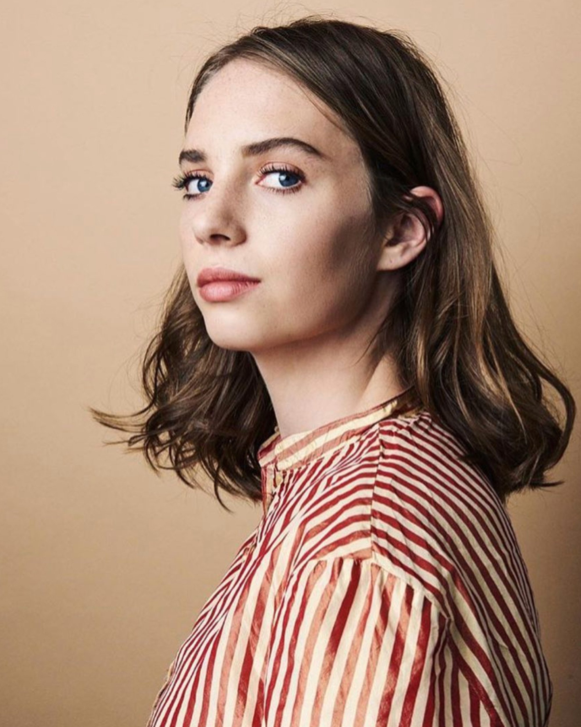 Who is Maya Hawke, Uma Thurman’s mini-me daughter? Her dad is Ethan - How Tall Is Maya Hawke? Stranger Things Star’s Real Height