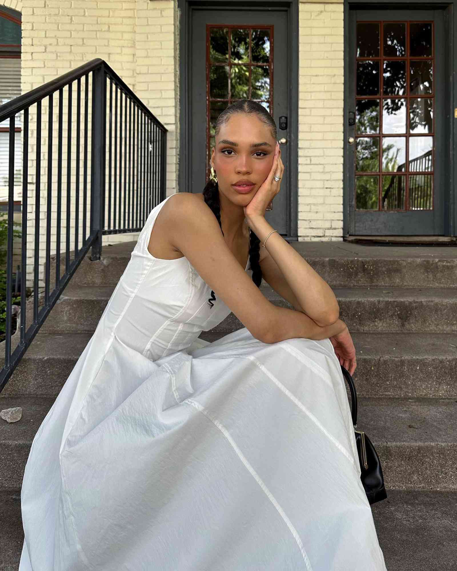 How Tall Is Nara Smith: Tiktok Star’s Rising Fame And Height