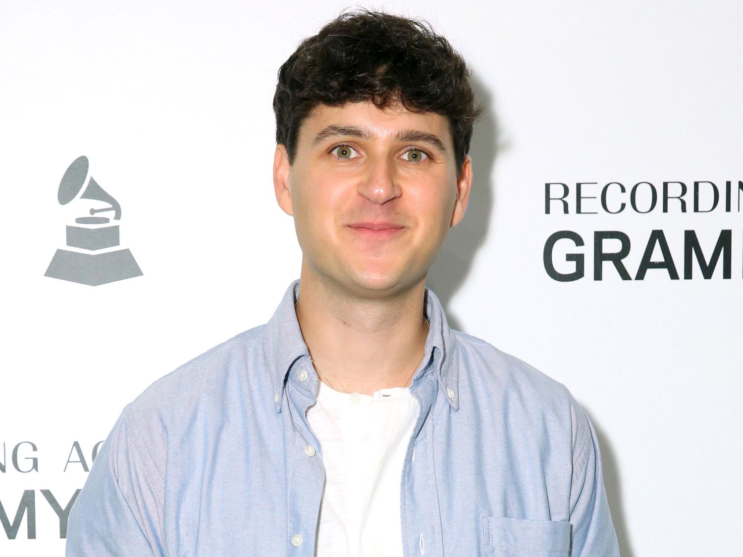 Who Is Rashida Jones' Boyfriend? All About Ezra Koenig - How Tall Is Ezra Koenig: Vampire Weekend Frontman’s Casual Cool