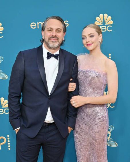 Who is Thomas Sadoski dating? Thomas Sadoski girlfriend, wife - Who Is Amanda Seyfried’s Husband? Meet Thomas Sadoski, Her Broadway Love