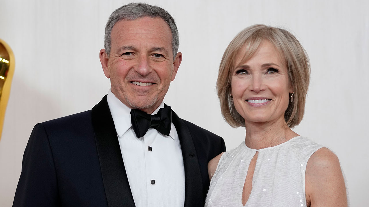 Willow Bay, Disney CEO Bob Iger take majority stake in Angel City - How Tall Is Bob Iger? Disney CEO's Height And Profile