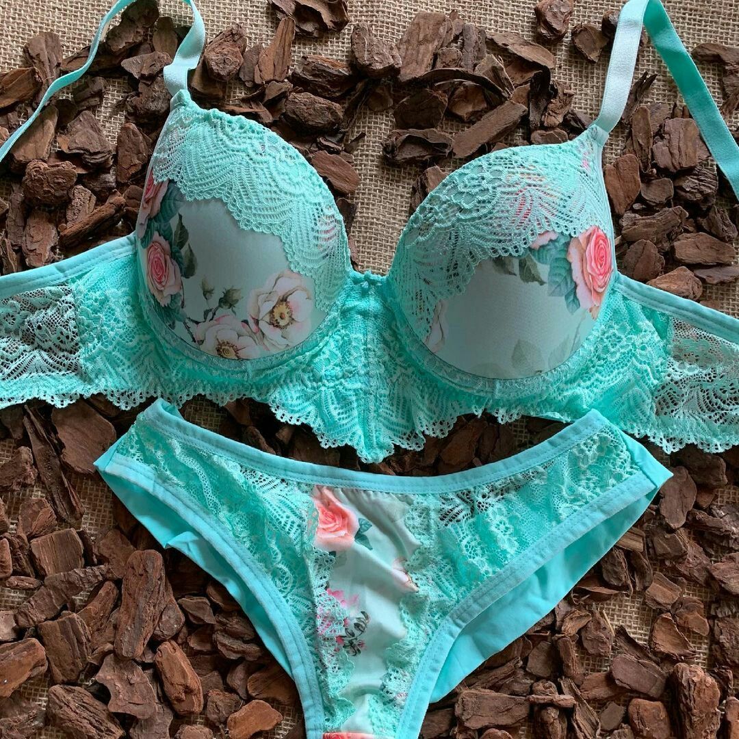 Women Lingerie | Sexy Bra Panty Lingerie Verde, Lingerie Azul, Lingerie - Zara Daniels: Sexy Pics of the TikTok Star with a Bold Edge