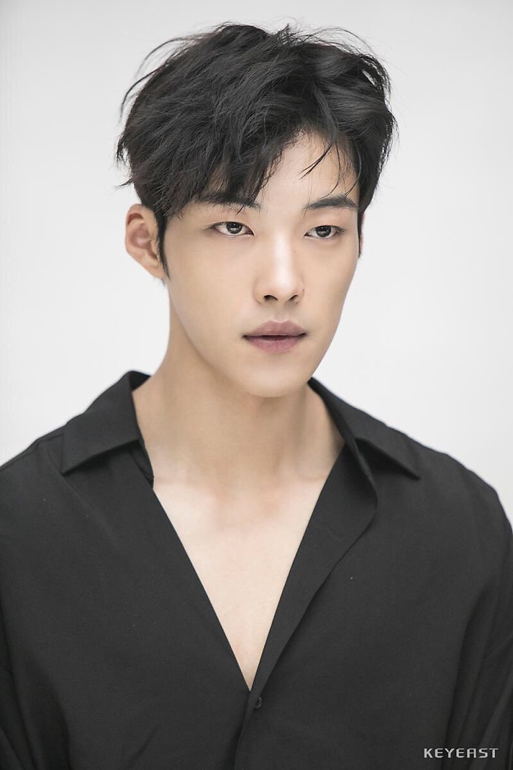 Woo Do-hwan picture - Woo Do-hwan Height – K-Drama Heartthrob’s Stats