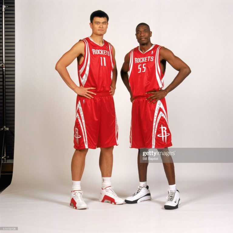 Yao Ming Height: How Tall is The Chinese Professional Basketball Player? - Yao Ming Height – How Tall Is the NBA Giant?