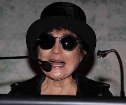 Yoko Ono Height, Weight, Age, Boyfriend, Family, Facts, Biography - How Tall Is Yoko Ono? Artist And Icon's Height Explained