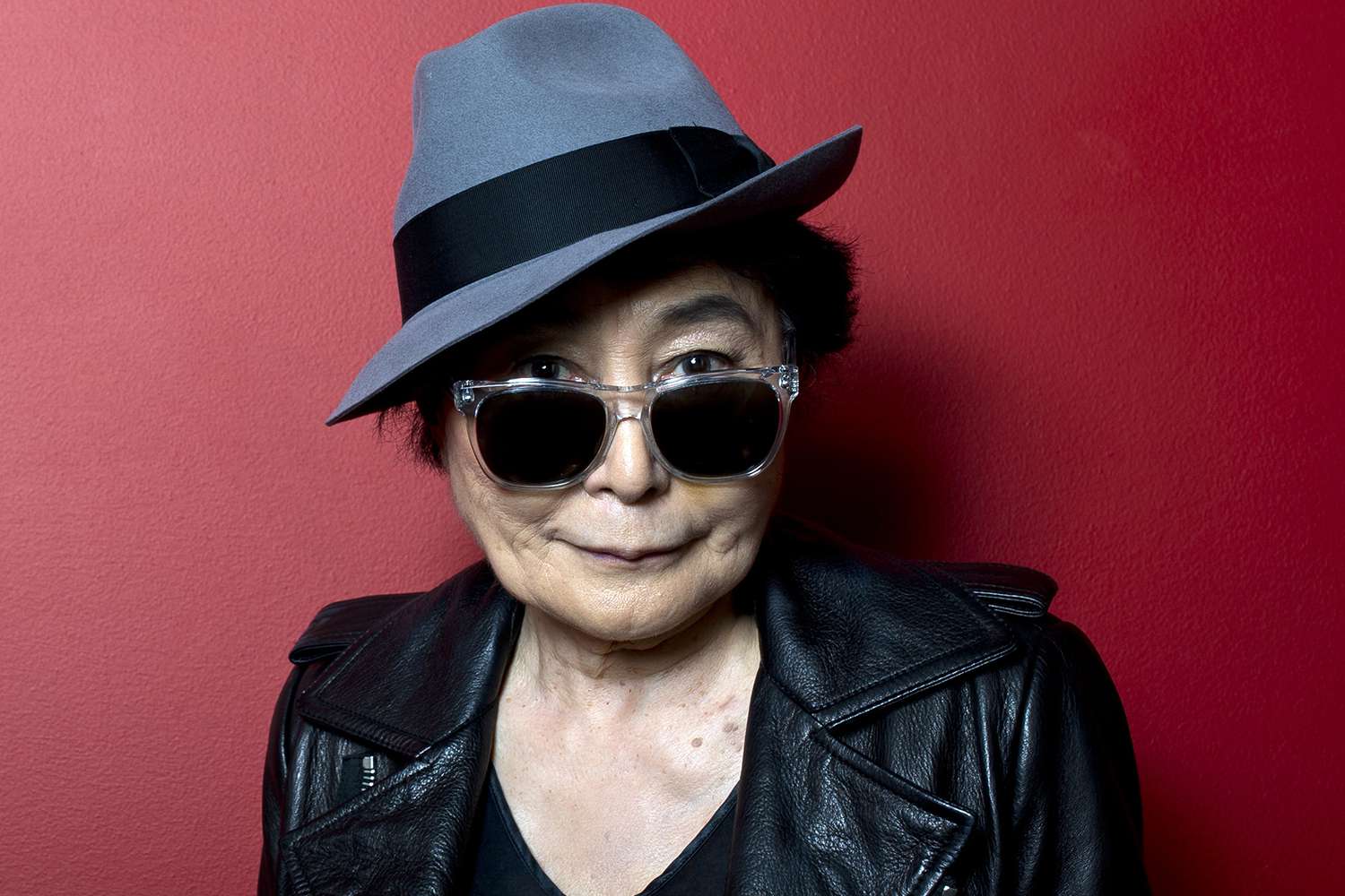Yoko Ono's Life in Photos - How Tall Is Yoko Ono? Artist And Icon's Height Explained