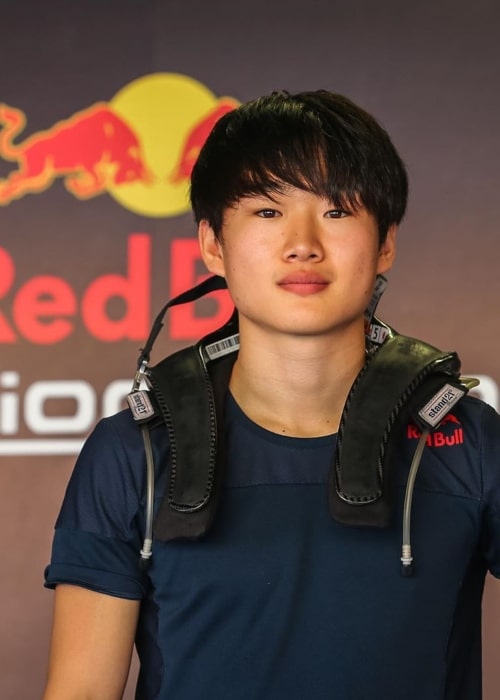 Yuki Tsunoda Height, Weight, Age, Girlfriend, Family, Facts, Biography - Yuki Tsunoda Height – How Tall Is the F1 Racing Sensation?
