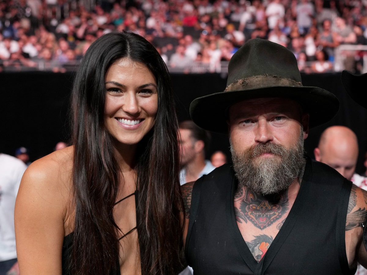 Zac Brown Marries Model Kelly Yazdi: Second Time's the Charm | CitizenSide - Is Kendra Scott Dating Zac Brown? Here's What We Know