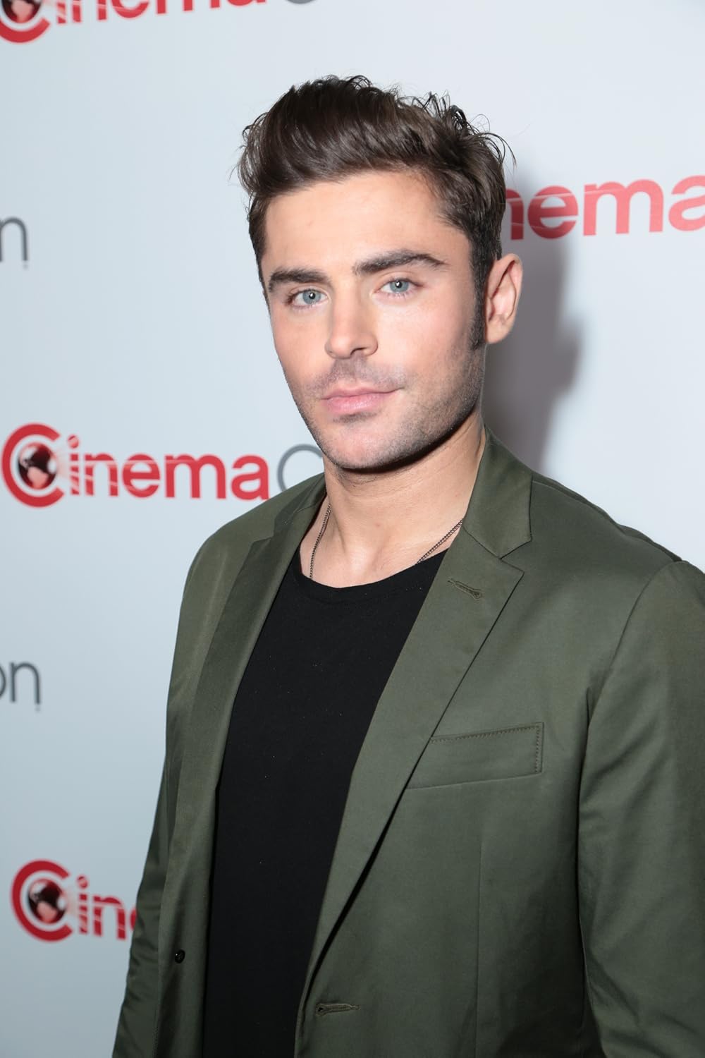 Zac Efron - IMDb - Zac Efron Height – How Tall Is the Hollywood Heartthrob?