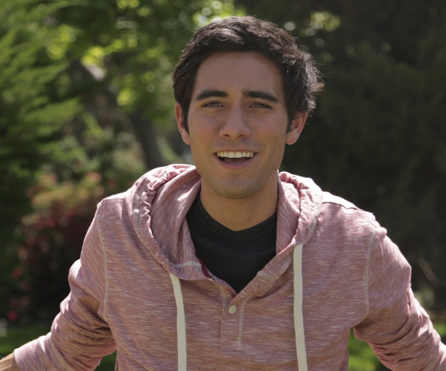 Zach King Height: How Tall Is The Illusion King?